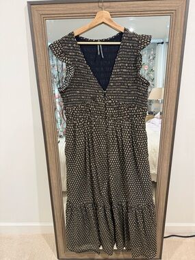 Anthropologie Peregrine Black and Gold Patterned V-Neck Midi Dress